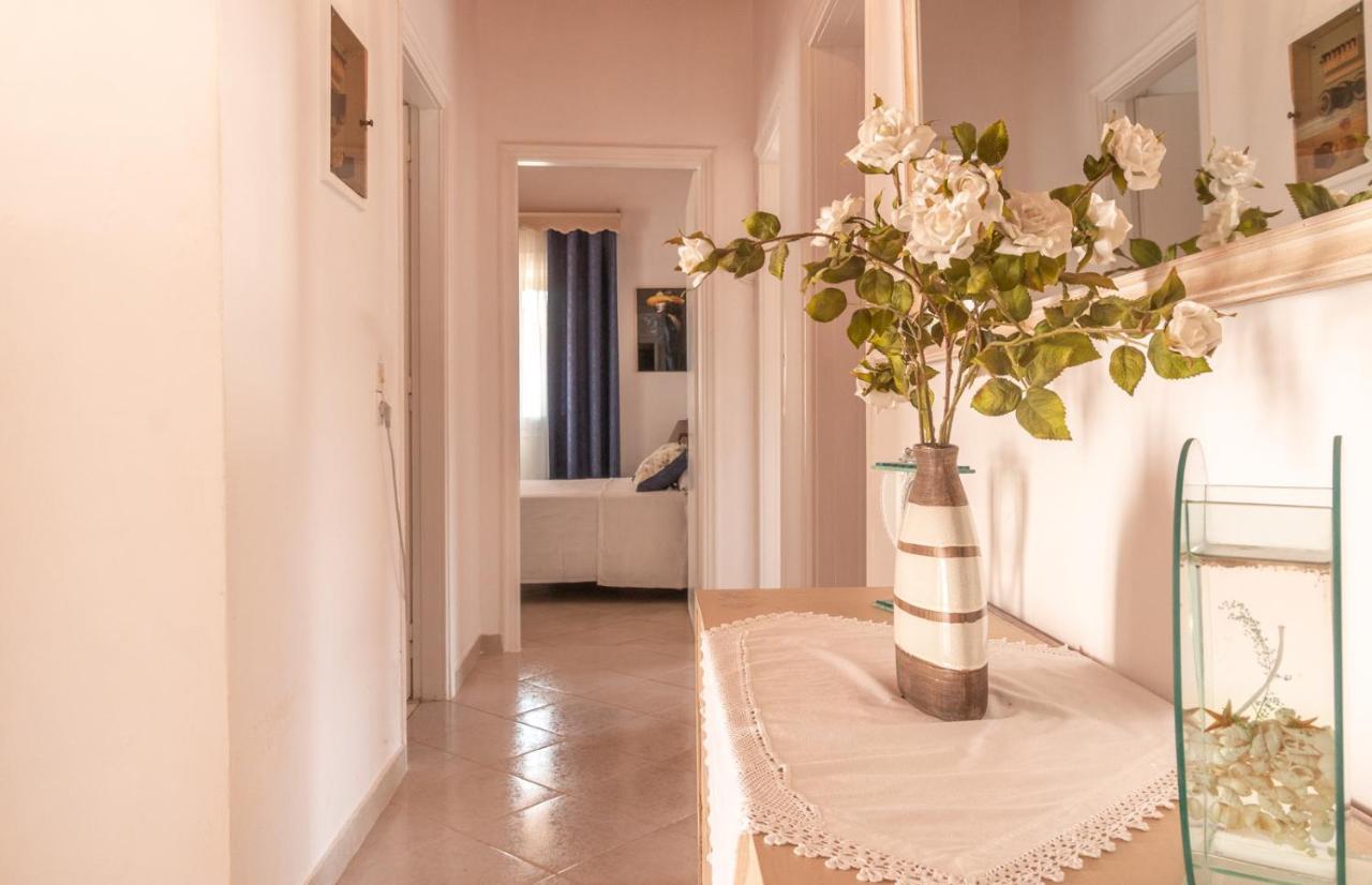 Ilia'S Holiday Home Peritheia Esterno foto