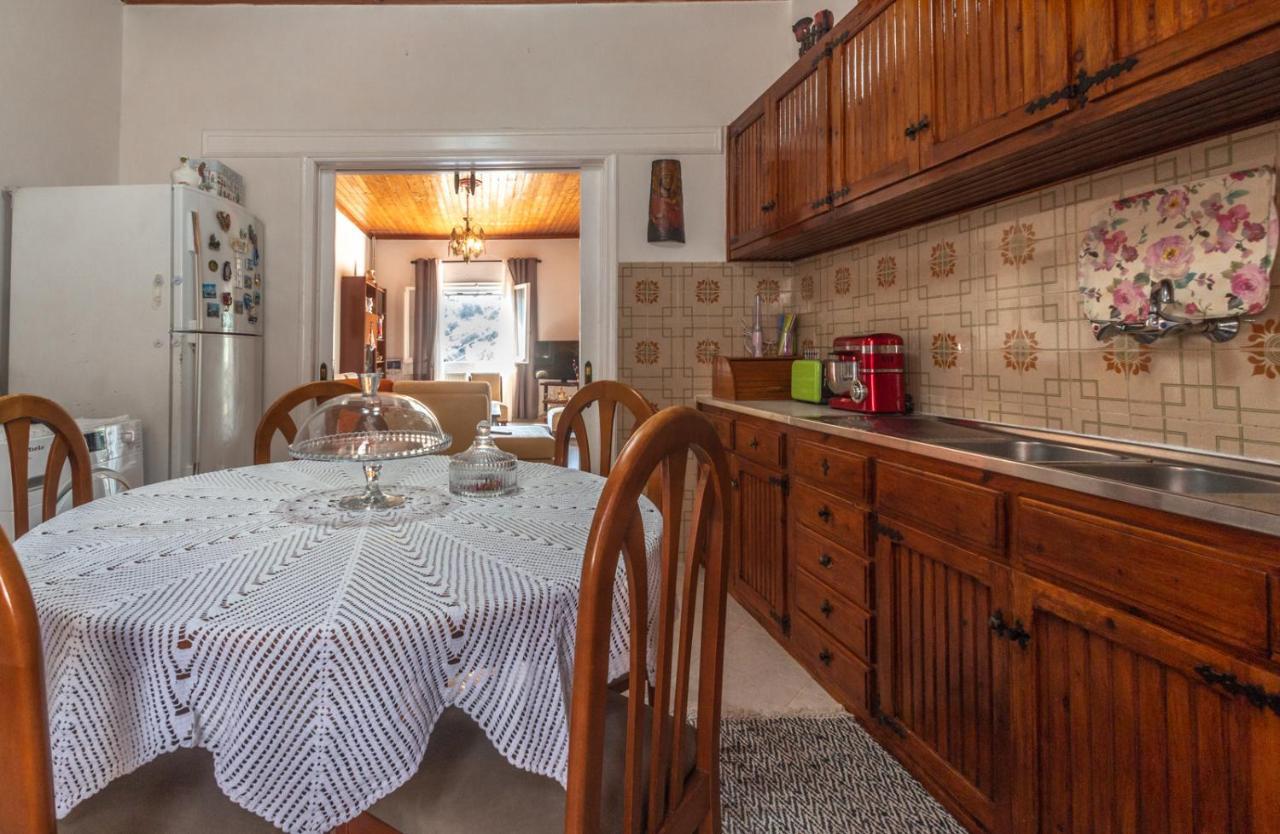 Ilia'S Holiday Home Peritheia Esterno foto